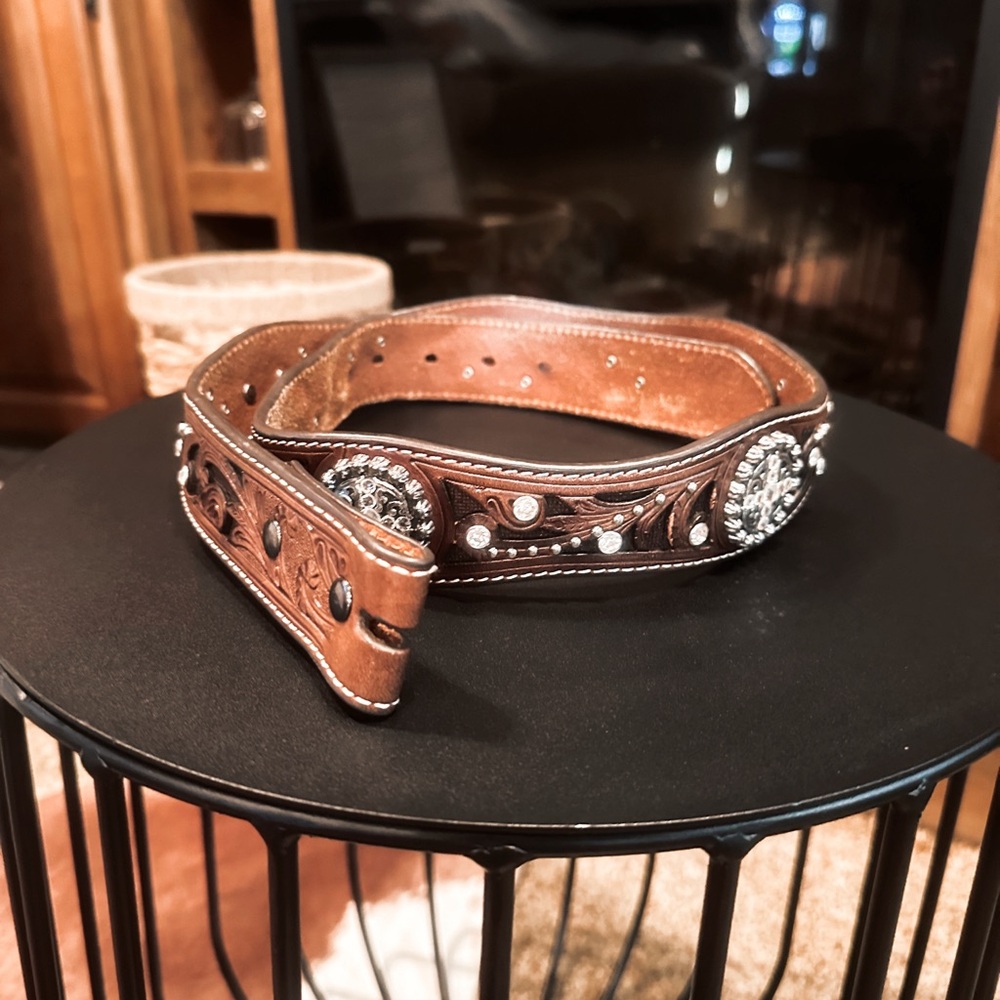 Women’s Ariat belt size Medium